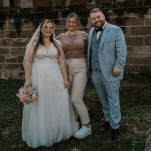 Brautpaar mit Weddingplanner